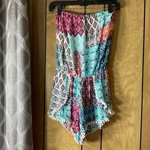 Strapless Geometric Print Romper with Lace Trim